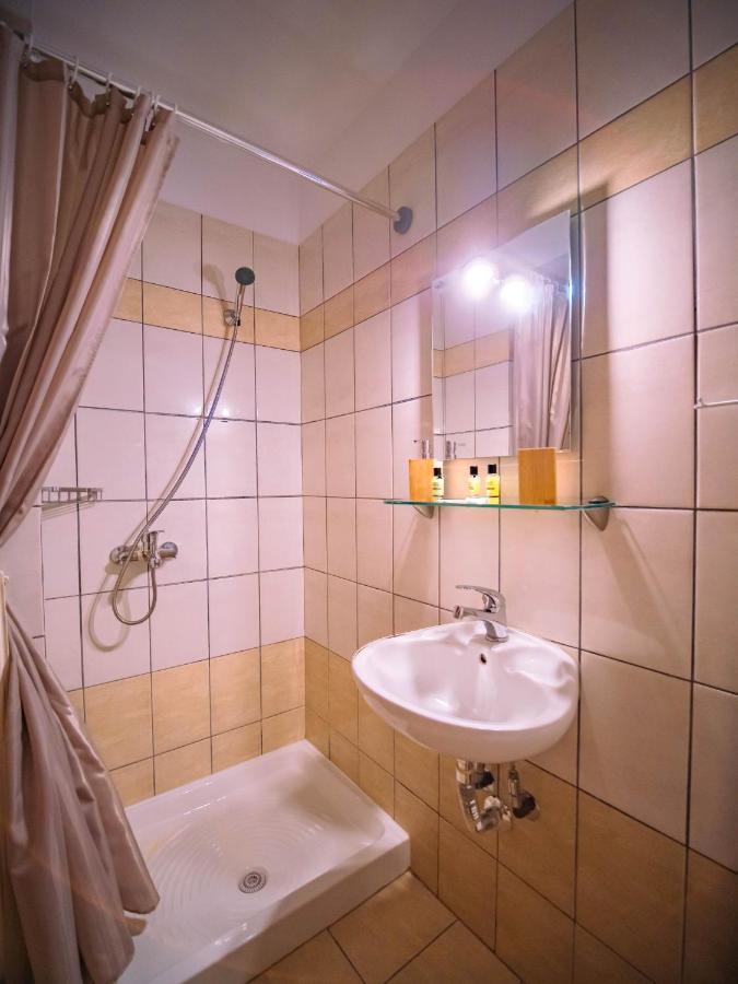 Little Emerald - Central Spot Apartments Волос Экстерьер фото